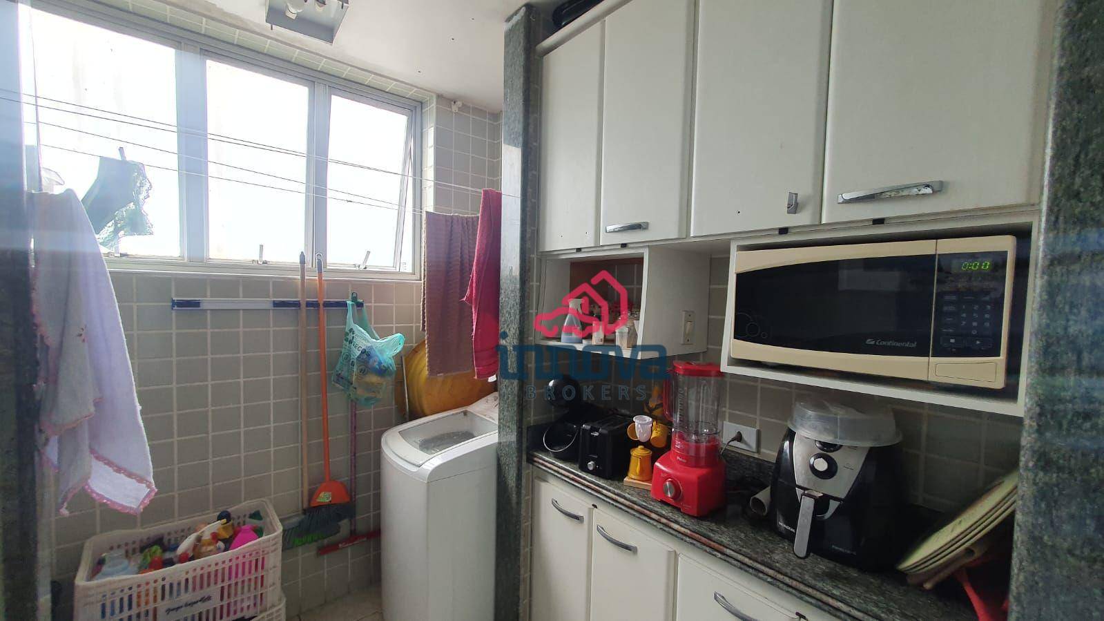 Apartamento à venda com 3 quartos, 131m² - Foto 6