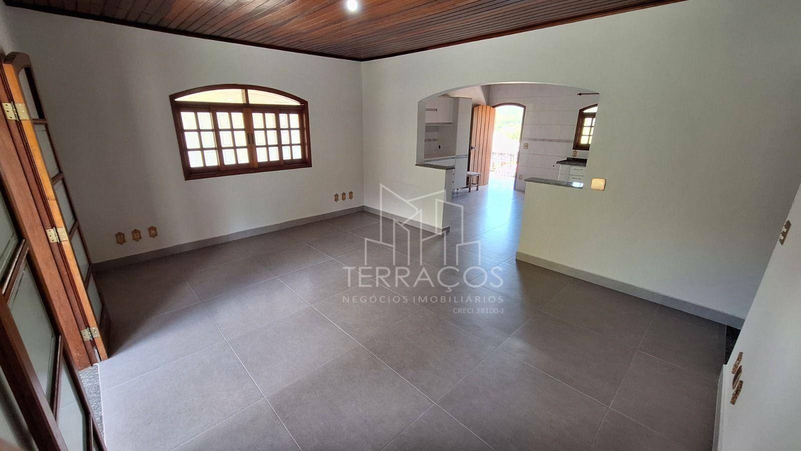 Casa de Condomínio à venda com 3 quartos, 250m² - Foto 5