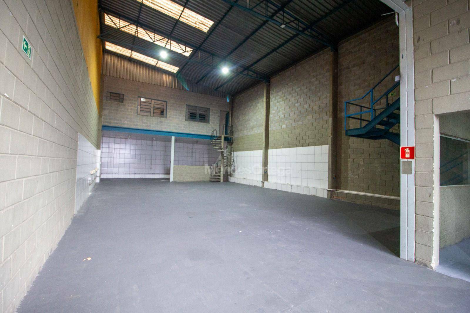 Depósito-Galpão-Armazém para alugar, 398m² - Foto 6