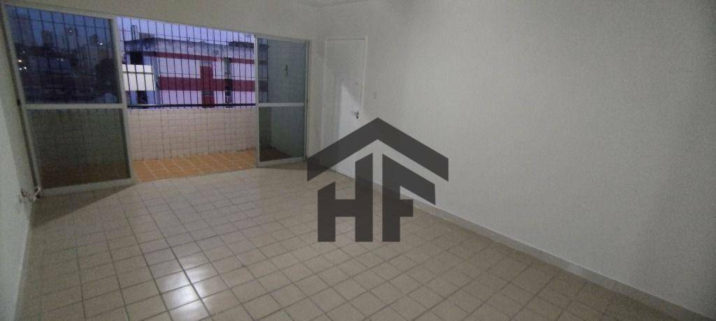 Apartamento à venda com 3 quartos, 96m² - Foto 3