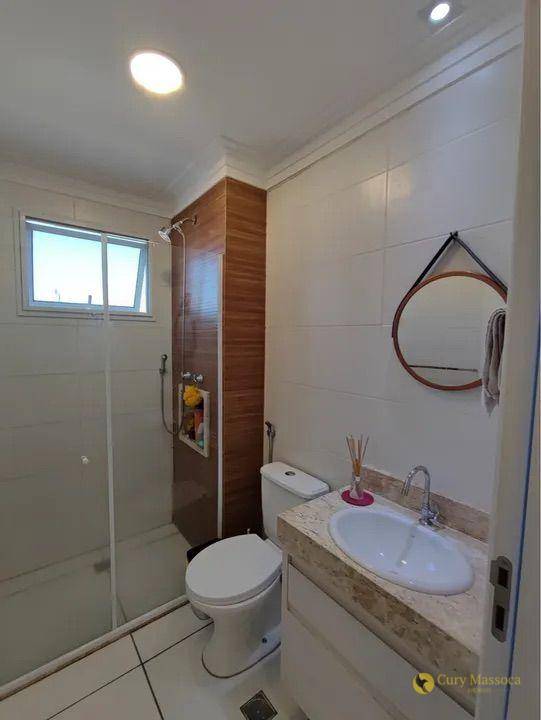 Apartamento à venda com 3 quartos, 97m² - Foto 2