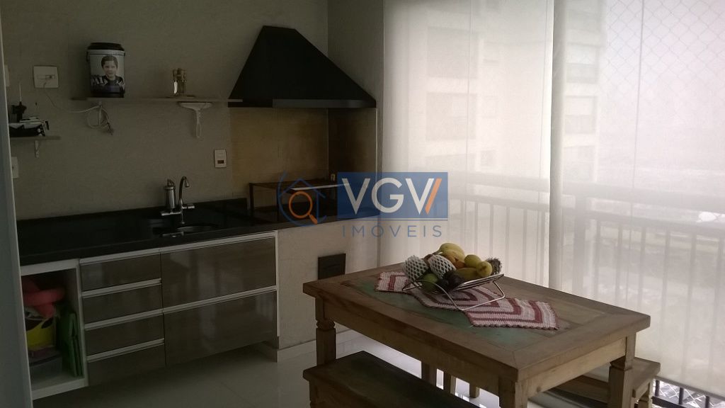 Apartamento à venda com 2 quartos, 72m² - Foto 2