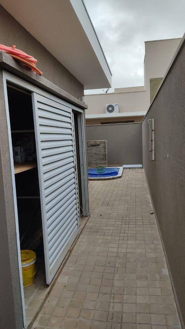 Casa de Condomínio à venda com 3 quartos, 220m² - Foto 11