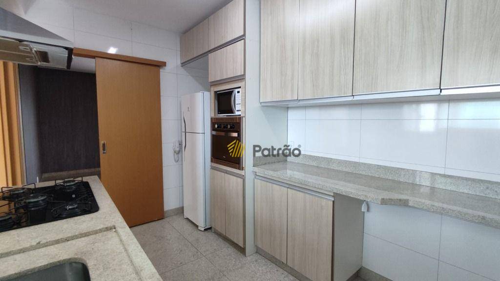 Apartamento à venda e aluguel com 3 quartos, 133m² - Foto 13