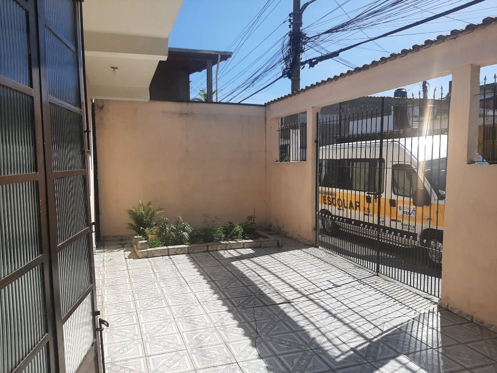 Casa à venda com 3 quartos, 187m² - Foto 29