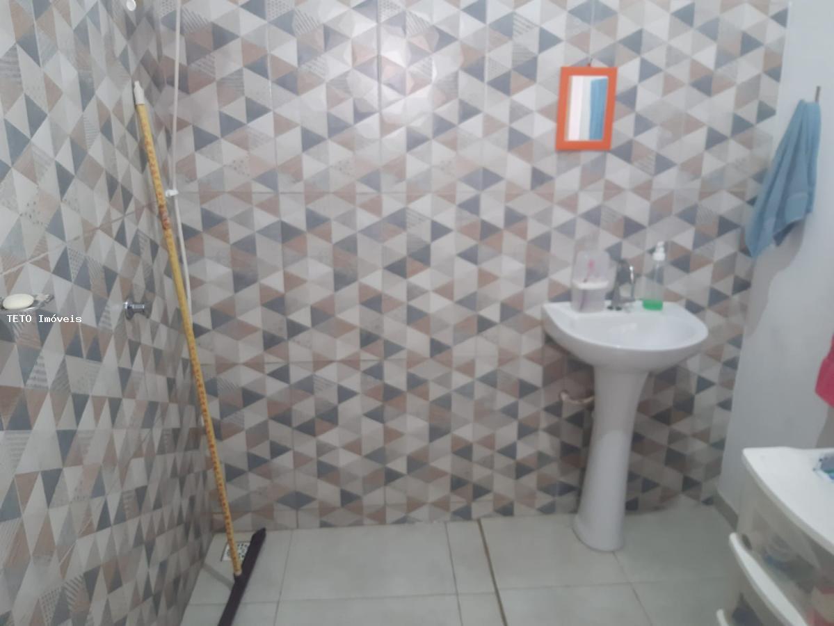 Casa à venda com 3 quartos, 450m² - Foto 17