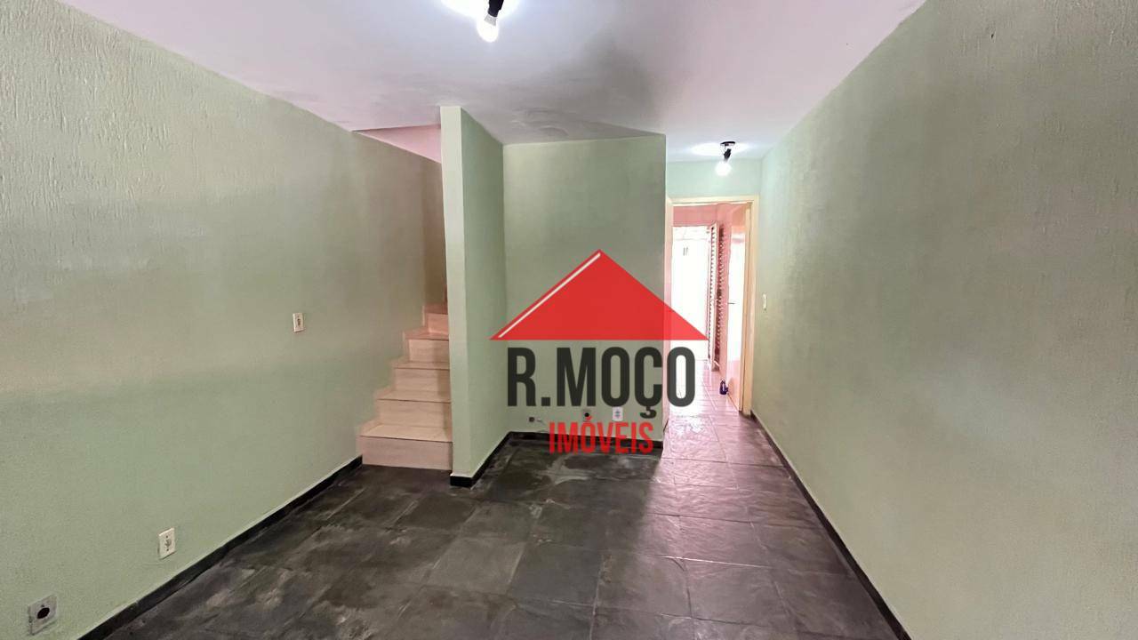 Casa de Condomínio para alugar com 2 quartos, 83m² - Foto 2