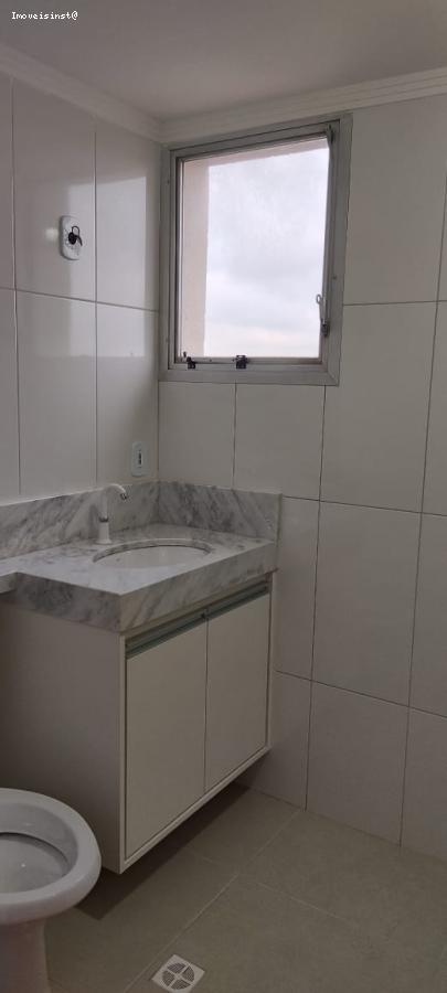 Apartamento à venda com 2 quartos, 73m² - Foto 1