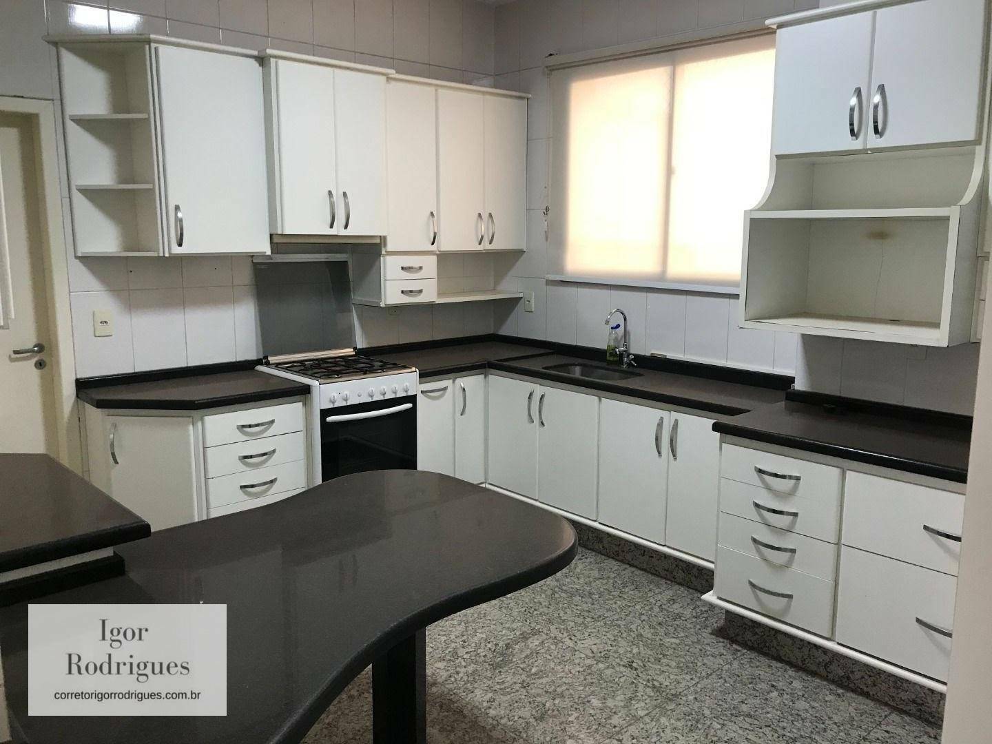 Apartamento à venda com 3 quartos, 151m² - Foto 9