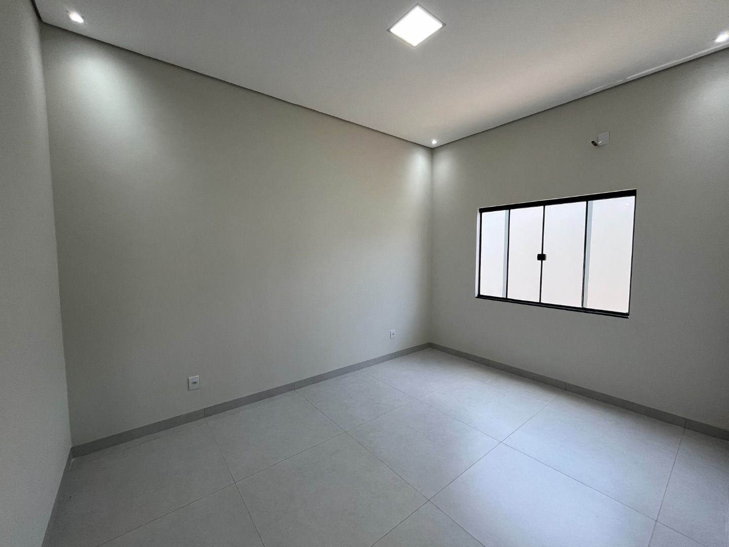 Casa à venda com 3 quartos, 300M2 - Foto 9