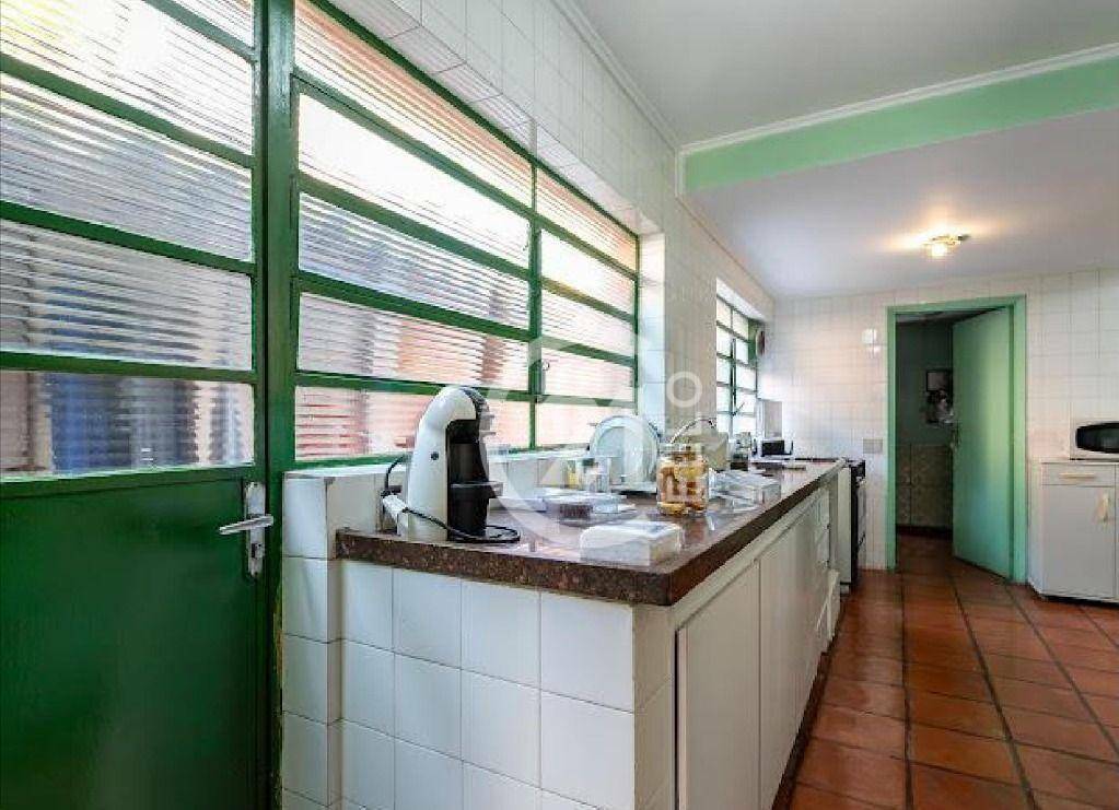 Casa à venda com 3 quartos, 250m² - Foto 13