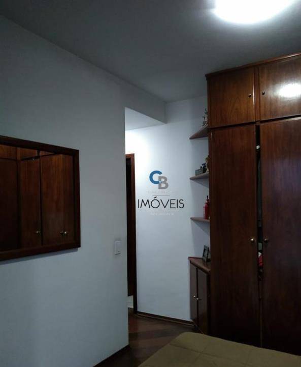 Apartamento à venda com 3 quartos, 85m² - Foto 11