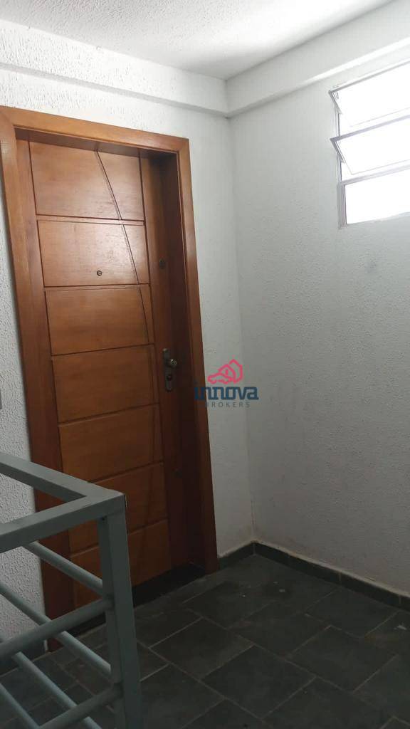 Apartamento à venda com 2 quartos, 45m² - Foto 12