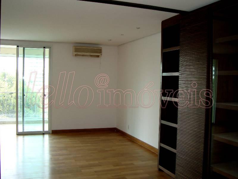 Apartamento à venda com 4 quartos, 193m² - Foto 2