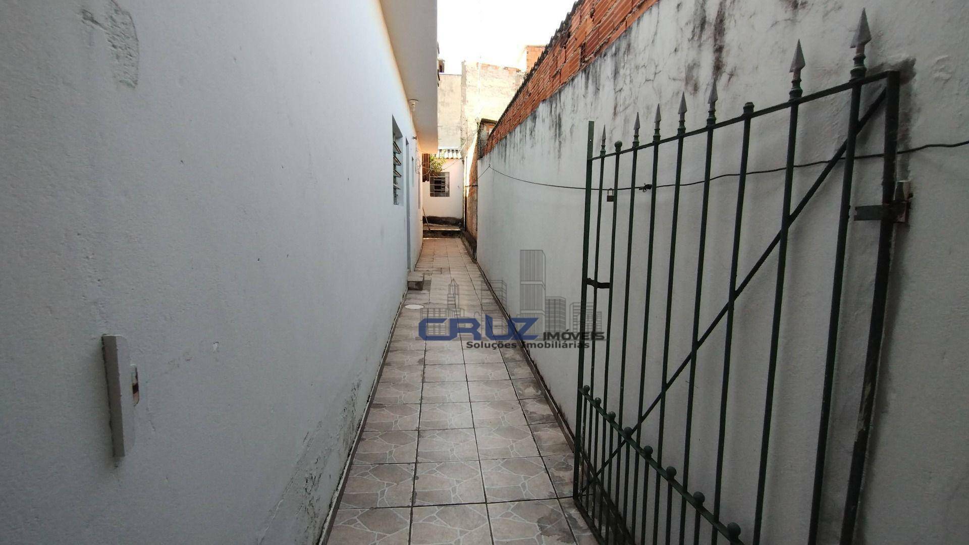 Casa à venda com 1 quarto, 67m² - Foto 28