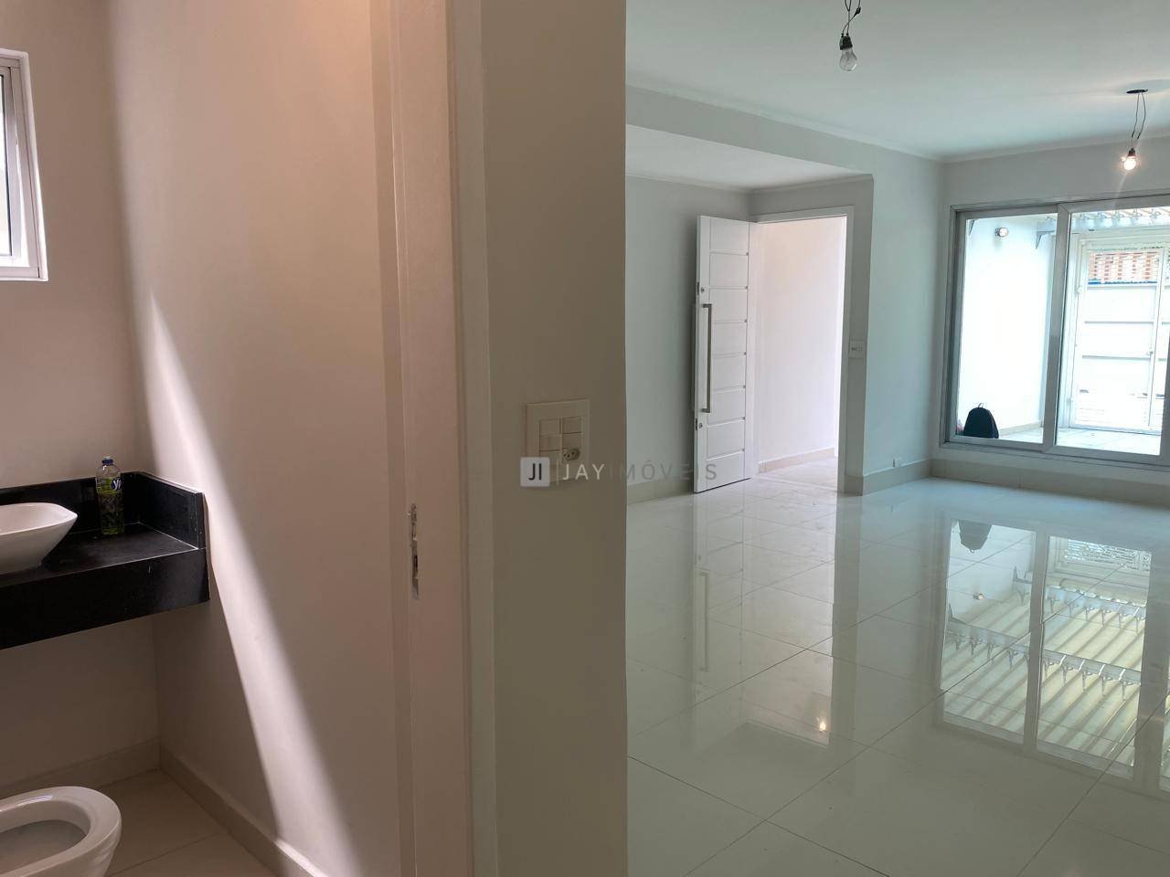 Sobrado à venda com 4 quartos, 209m² - Foto 2