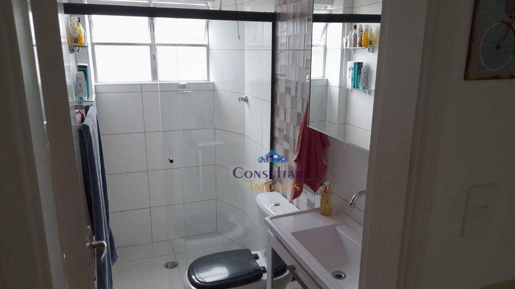 Apartamento à venda com 2 quartos, 75m² - Foto 13