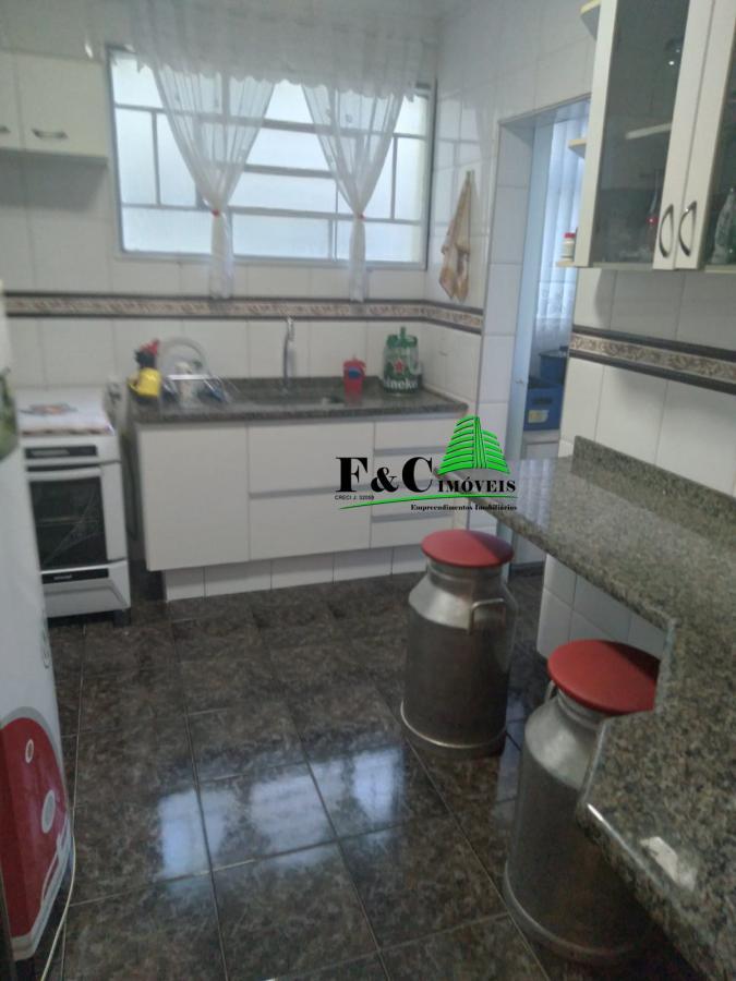 Apartamento à venda com 3 quartos, 90m² - Foto 1