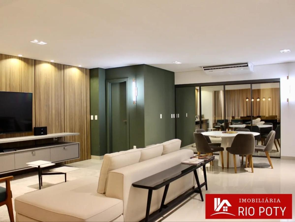 Apartamento à venda com 4 quartos, 136m² - Foto 2