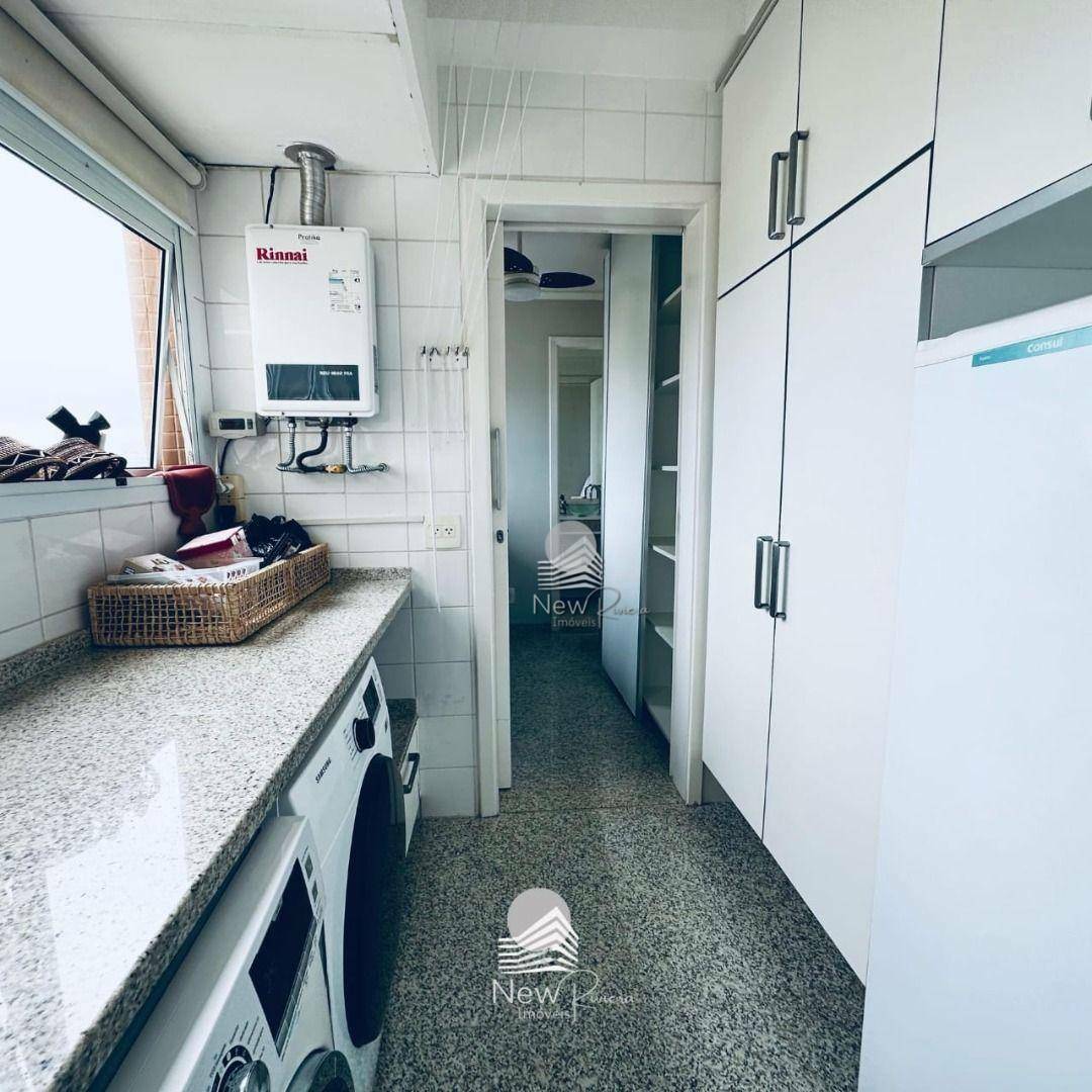 Apartamento para alugar com 4 quartos, 211m² - Foto 5