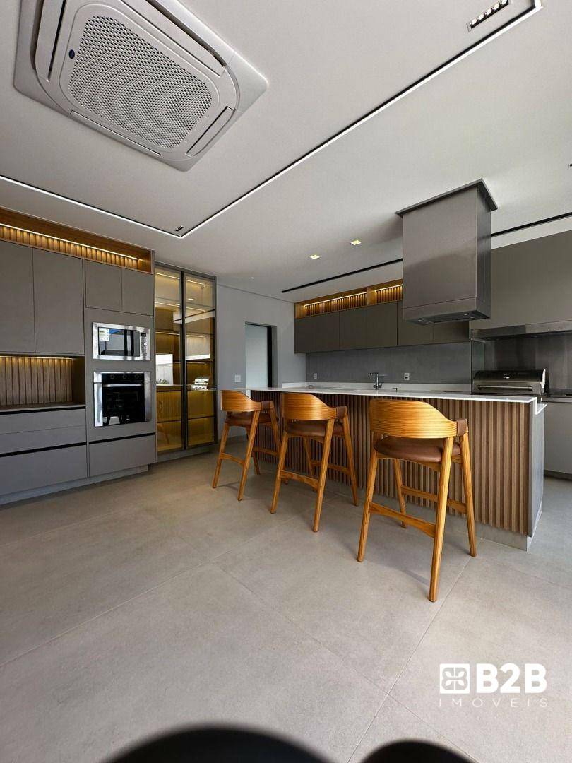 Casa de Condomínio à venda com 3 quartos, 290m² - Foto 8