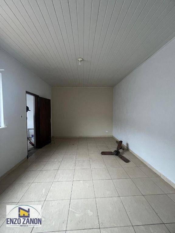 Apartamento para alugar com 2 quartos, 80m² - Foto 1