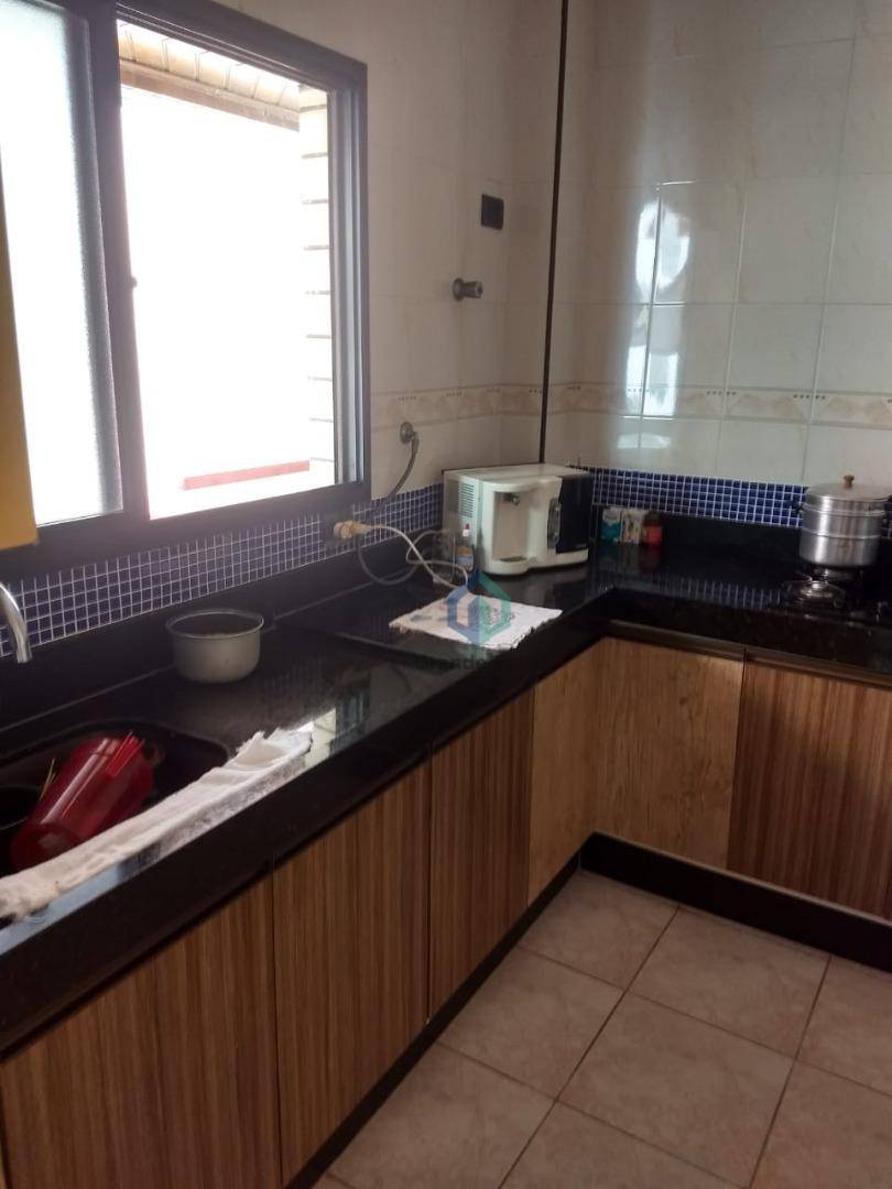 Apartamento à venda com 2 quartos, 111m² - Foto 11