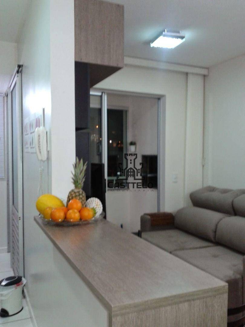 Apartamento à venda com 2 quartos, 65m² - Foto 7