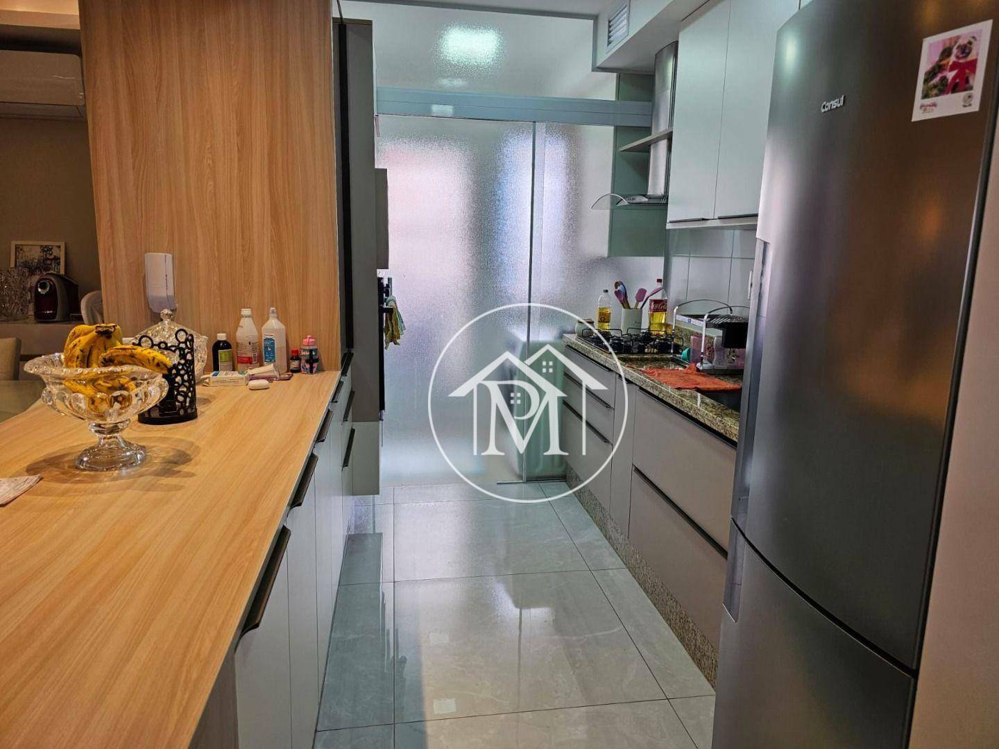 Apartamento à venda com 3 quartos, 97m² - Foto 4