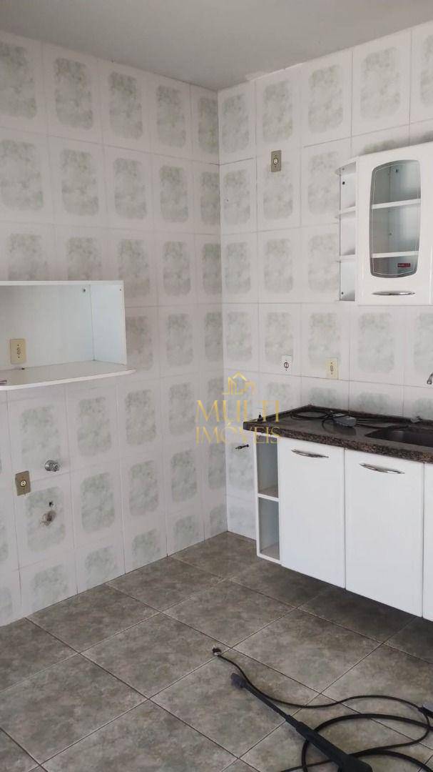 Casa à venda com 3 quartos, 110m² - Foto 5