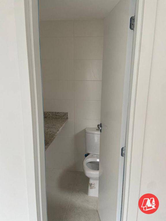 Apartamento à venda com 2 quartos, 79m² - Foto 11