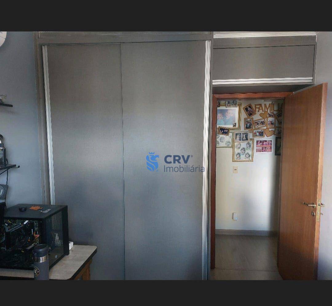 Apartamento à venda com 3 quartos, 90m² - Foto 3