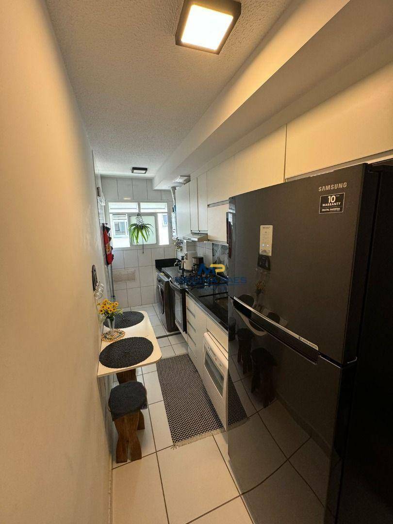 Apartamento à venda com 2 quartos, 50m² - Foto 3