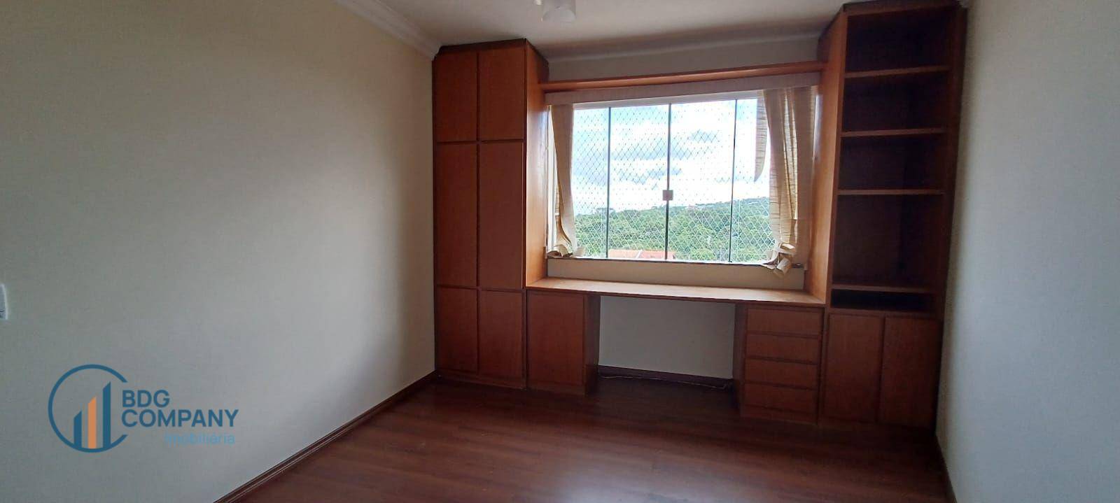 Apartamento para alugar com 3 quartos, 100m² - Foto 47