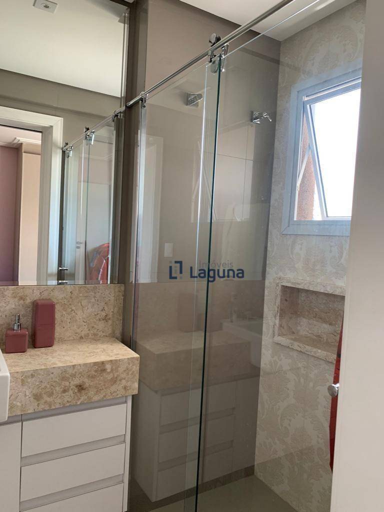 Apartamento à venda com 3 quartos, 205m² - Foto 25