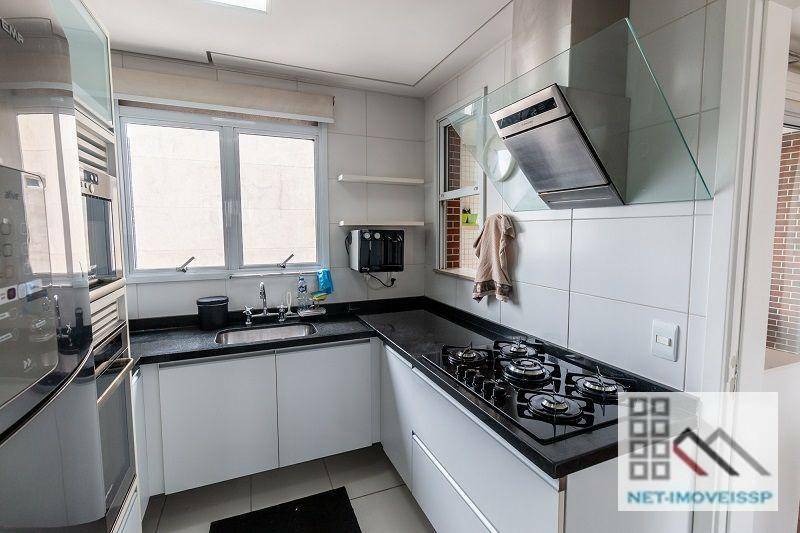 Apartamento à venda com 3 quartos, 202m² - Foto 17