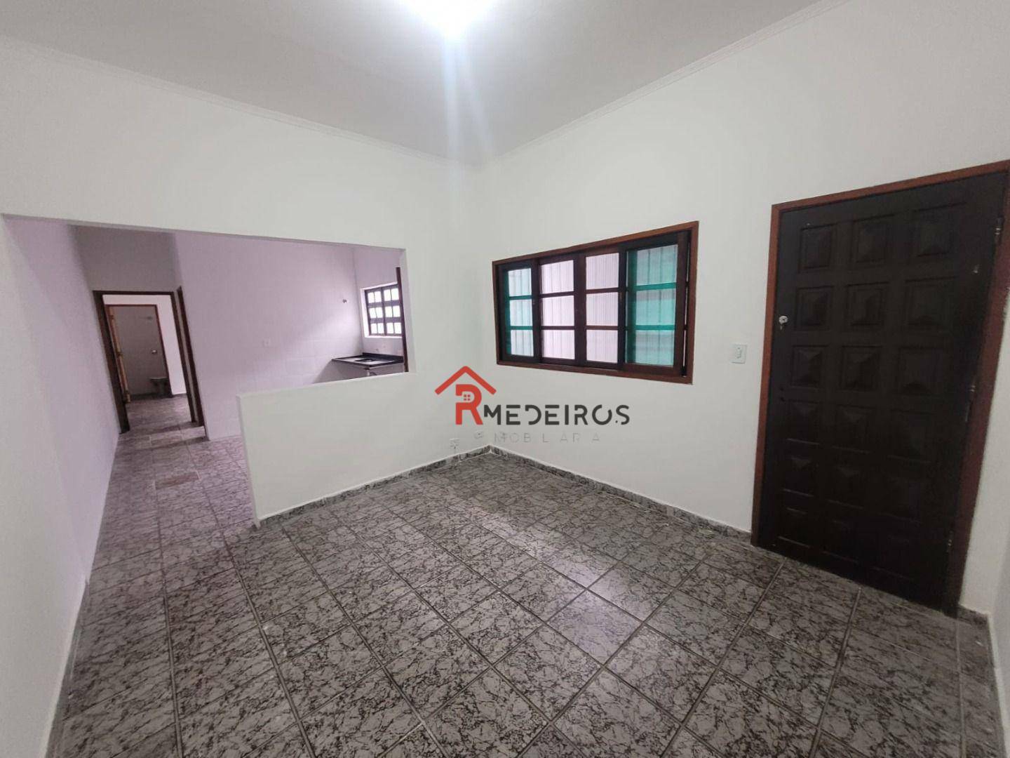 Casa à venda com 2 quartos, 80m² - Foto 5