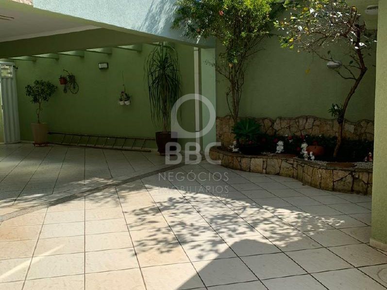 Sobrado à venda com 4 quartos, 347m² - Foto 35