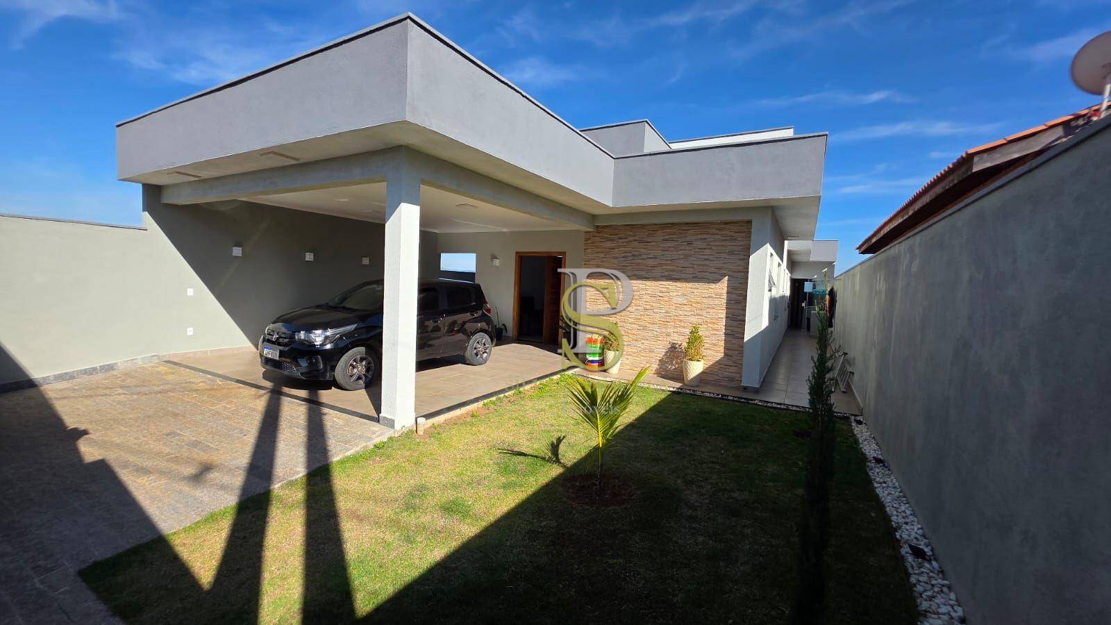 Casa à venda com 4 quartos, 250m² - Foto 3