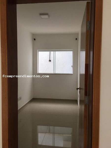 Casa de Condomínio à venda com 3 quartos, 260m² - Foto 11