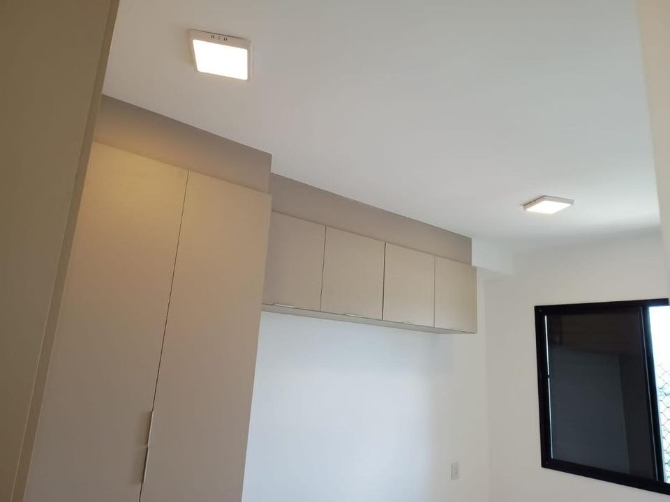 Apartamento à venda com 2 quartos, 60m² - Foto 11