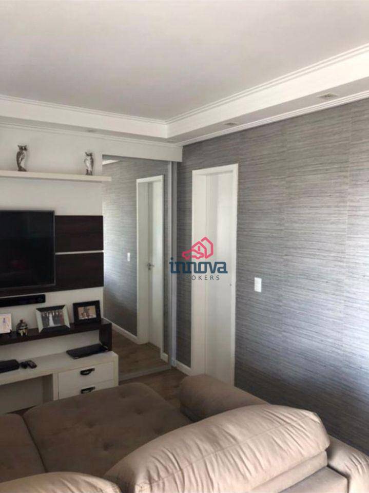 Apartamento à venda com 2 quartos, 70m² - Foto 12