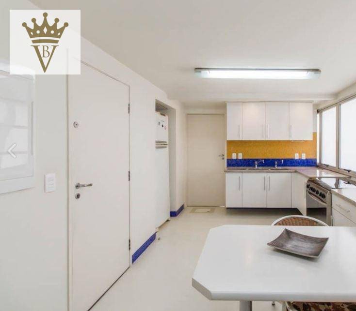 Cobertura à venda com 3 quartos, 300m² - Foto 13