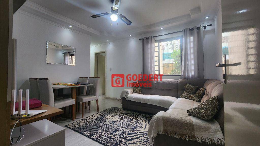 Apartamento à venda com 2 quartos, 55m² - Foto 2