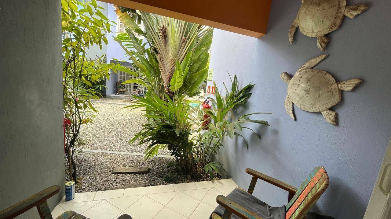 Casa à venda com 2 quartos, 70m² - Foto 5