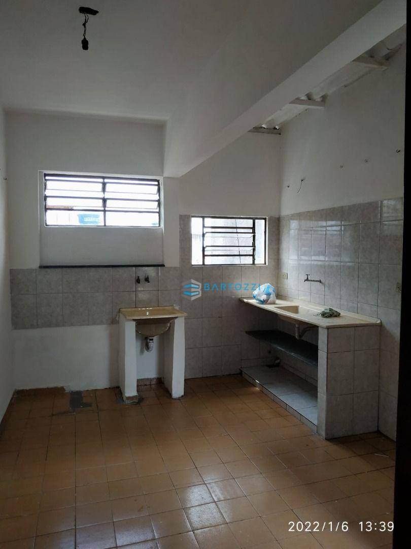 Casa à venda com 2 quartos, 100m² - Foto 8