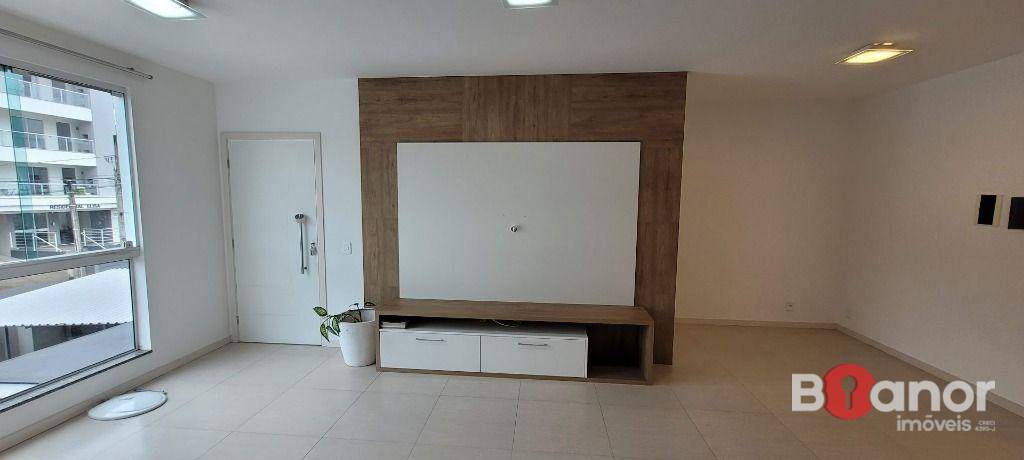 Apartamento para alugar com 2 quartos, 68m² - Foto 5