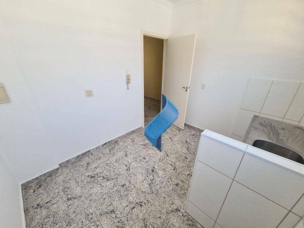 Apartamento à venda com 3 quartos, 140m² - Foto 16