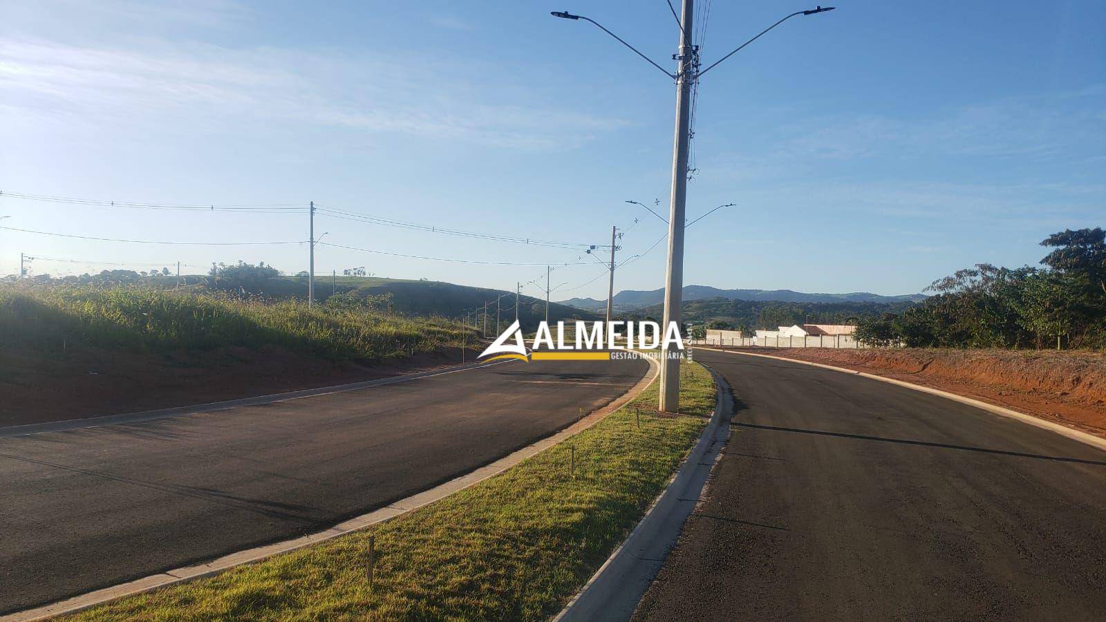 Loteamento e Condomínio, 492 m² - Foto 1