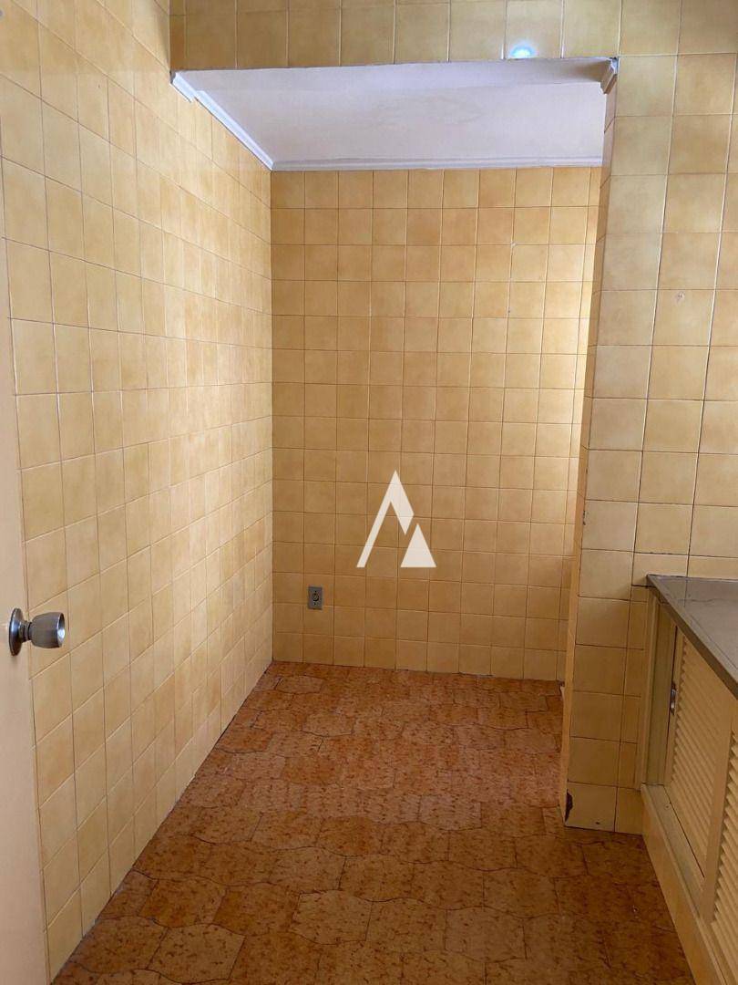 Apartamento à venda com 2 quartos, 55m² - Foto 12